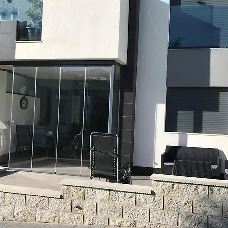 Oasis Viii Punta Prima 3023 トレビエハ