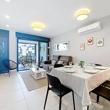 Oasis Viii Punta Prima 3023 アパート