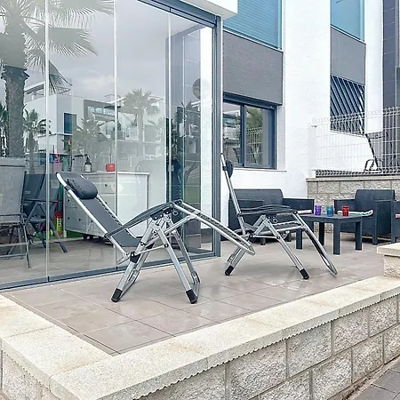 Oasis Viii Punta Prima 3023 アパート *